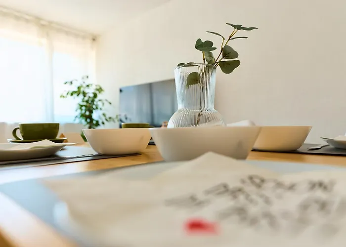 Urban Und Zentral-Low Budget Fuer Familien Und Monteure,Wlan, Zentrum, 3 Schlafzimmer- Bis 5 Personen, Legoland,Muenster 新乌尔姆